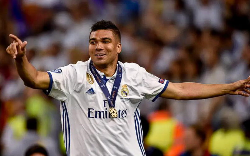 曼联中场新势：卡塞米罗助力梅努等球员崛起