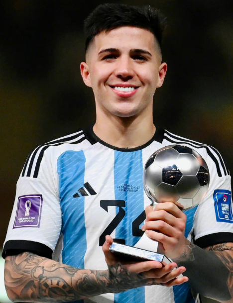 恩佐谈马雷斯卡下课：不解与伤痛交织下的球队变局