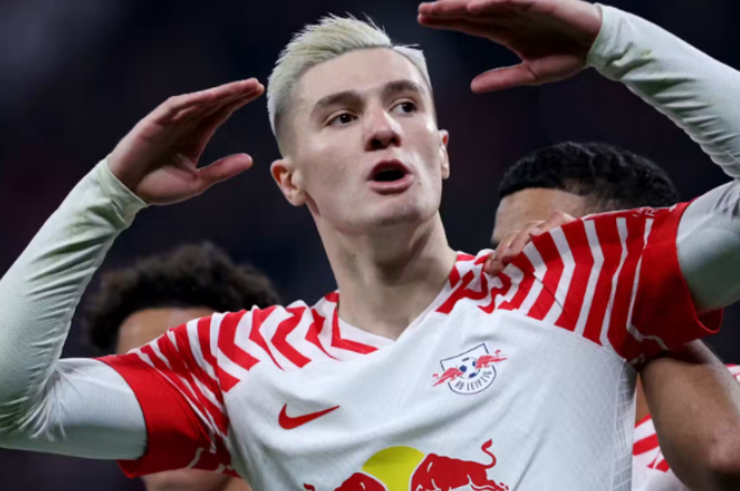 曼联前锋舍什科感慨休赛期漫长，积极备战复出之战