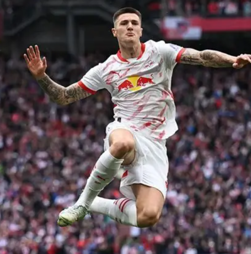 曼联前锋舍什科感慨休赛期漫长，积极备战复出之战